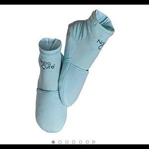 NatraCure Cold Therapy Socks